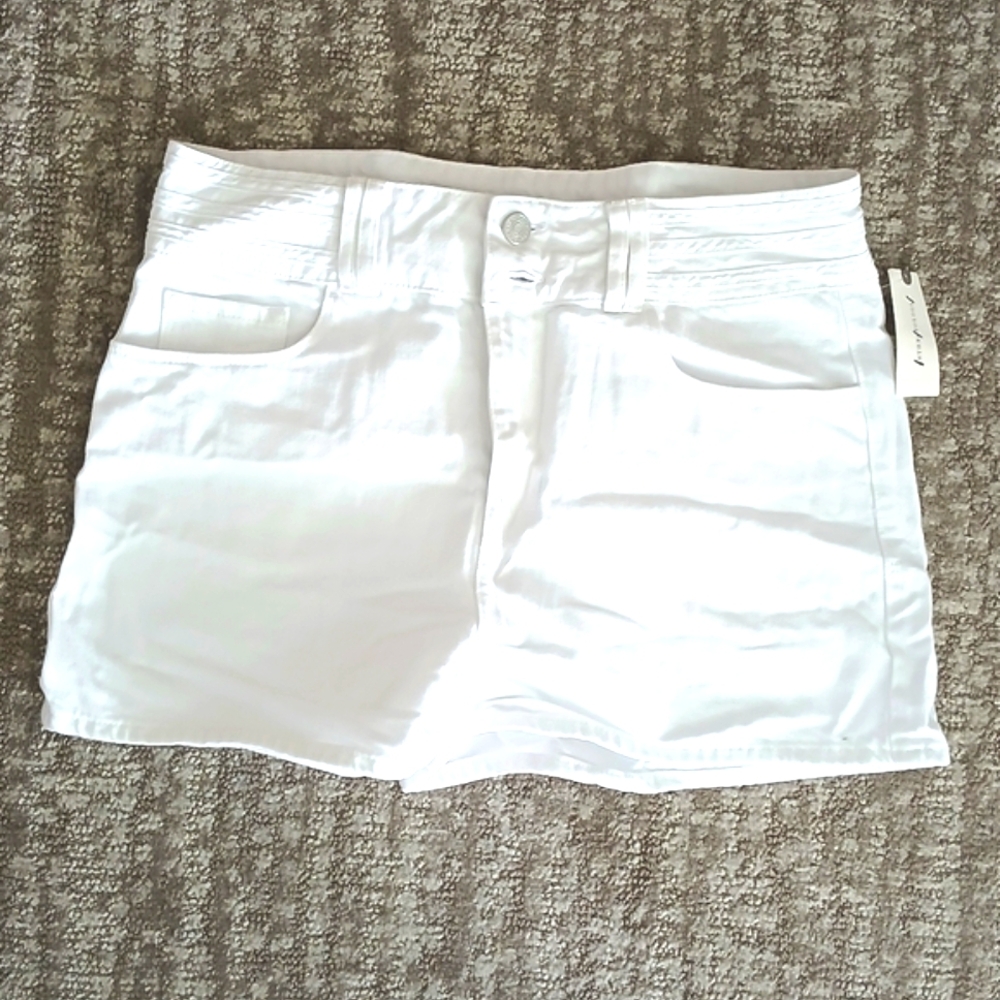 Nwt- White Cotton Shorts